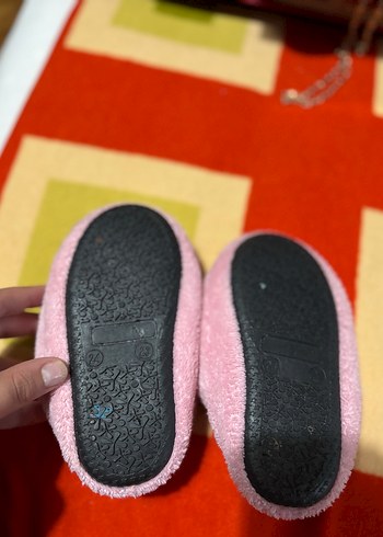 Nakışlı Pembe Kız Çocuk Ev Terliği - Görsel 3