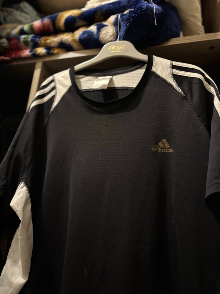 Adidas Siyah Beyaz Kısa Kollu Spor Tişört - Görsel 3