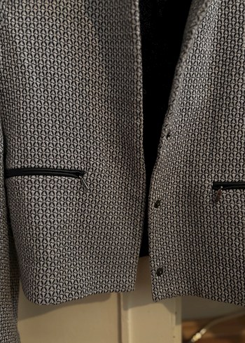 Düğmeli Gri Kısa Kadın Ceket - Görsel 5