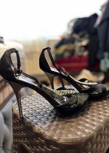 Siyah Parlak Yılan Desenli Stiletto Topuklu Kadın Ayakkabı - Görsel 5
