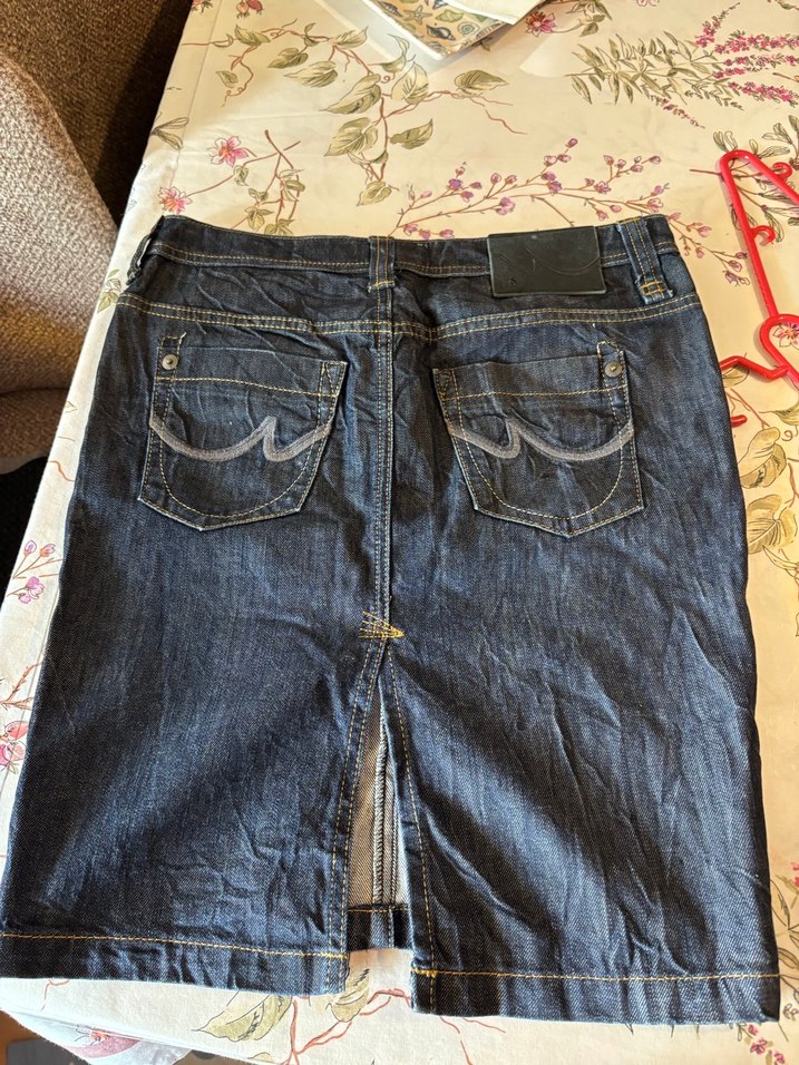 Düz Kesim Midi Kot Etek - Görsel 4