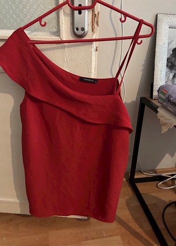 Kırmızı Drapeli Askılı Kadın Bluz - Görsel 4