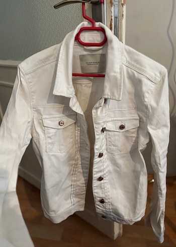 Beyaz Kadın Denim Ceket - Günlük Stil - Görsel 2