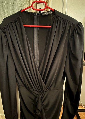 Siyah Drapeli Uzun Kollu V Yaka Elbise - Görsel 4