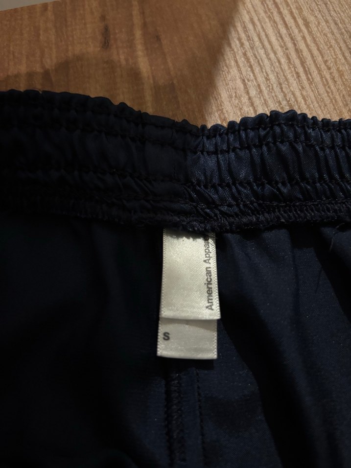 American apprel Kadın Lacivert Mini Saten Şort - Görsel 3