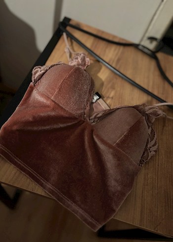 Penti Dantelli V Yakalı Kadın Bustiyer - Görsel 3