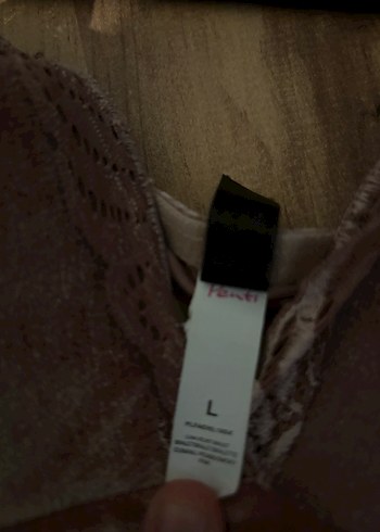 Penti Dantelli V Yakalı Kadın Bustiyer - Görsel 5