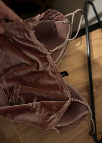 Penti Dantelli V Yakalı Kadın Bustiyer - Görsel 6