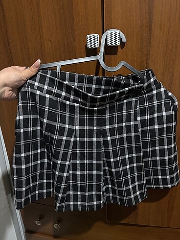 Hollister ekoseli şort etek
