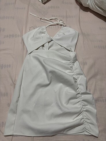 Zara beyaz mini elbise