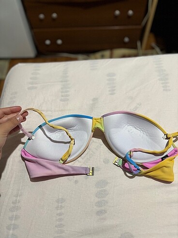 s Beden çeşitli Renk Les benjamıns bikini üstü