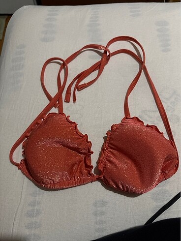 Calzedonia parlak bikini üstü