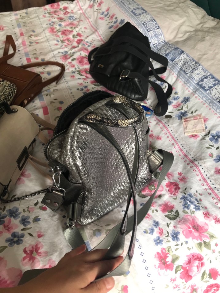 Gri Yılan Desenli Deri Biker Kadın Çanta - Görsel 3