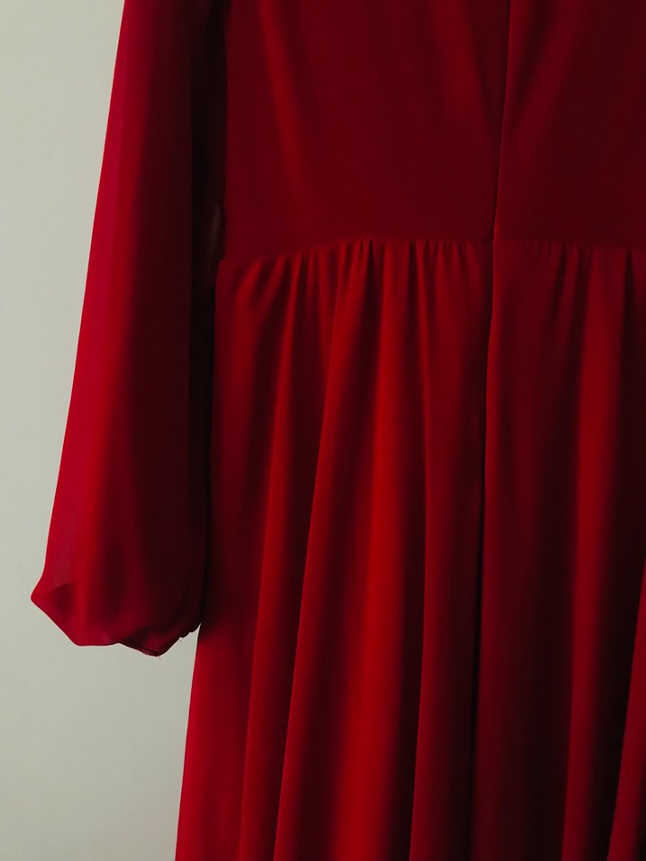 Klasik Şıklık Kırmızı Uzun Elbise - Görsel 4