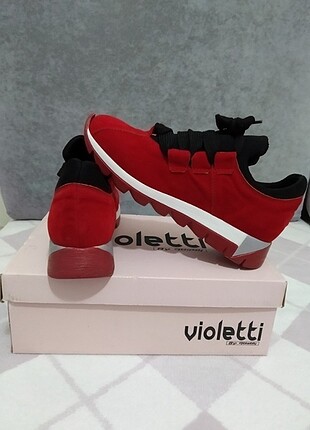 38 Beden kırmızı Renk Violetti spor ayakkabı