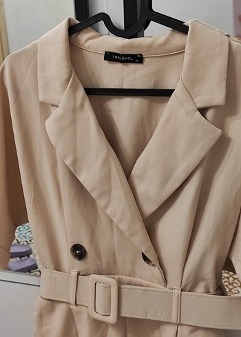 Bej Kemerli Kısa Kadın Tulum - Görsel 2