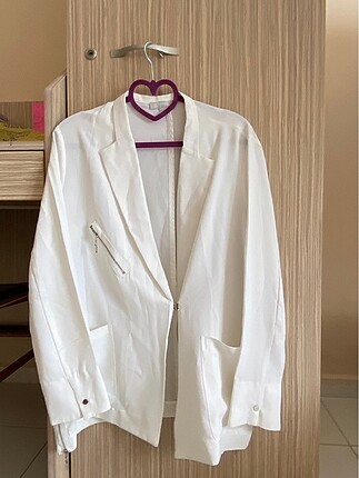 Beyaz blazer ceket