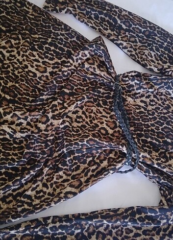 38 Beden LEOPAR ELBISE