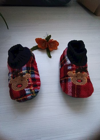 Nakışlı Erkek Bebek Ev Patiği - Görsel 2