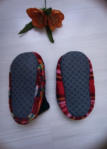 Nakışlı Erkek Bebek Ev Patiği - Görsel 4