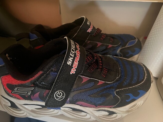 skechers spor ayakkabı