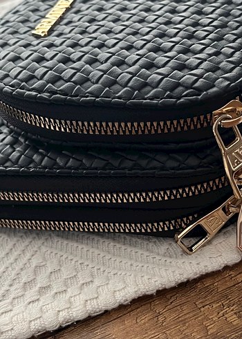 Siyah Deri Kadın Çapraz Çanta ARMINE - Görsel 4