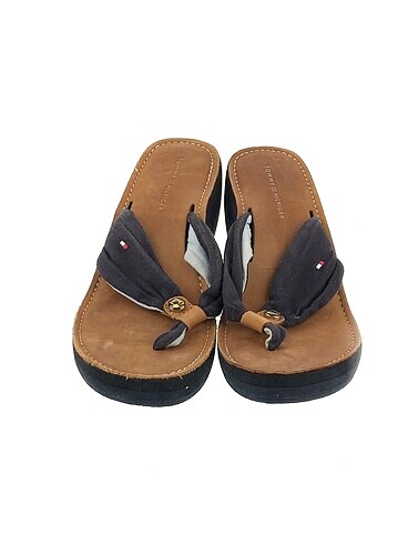 38 Beden Tommy Hilfiger Terlik %70 İndirimli.