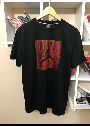Nike L 