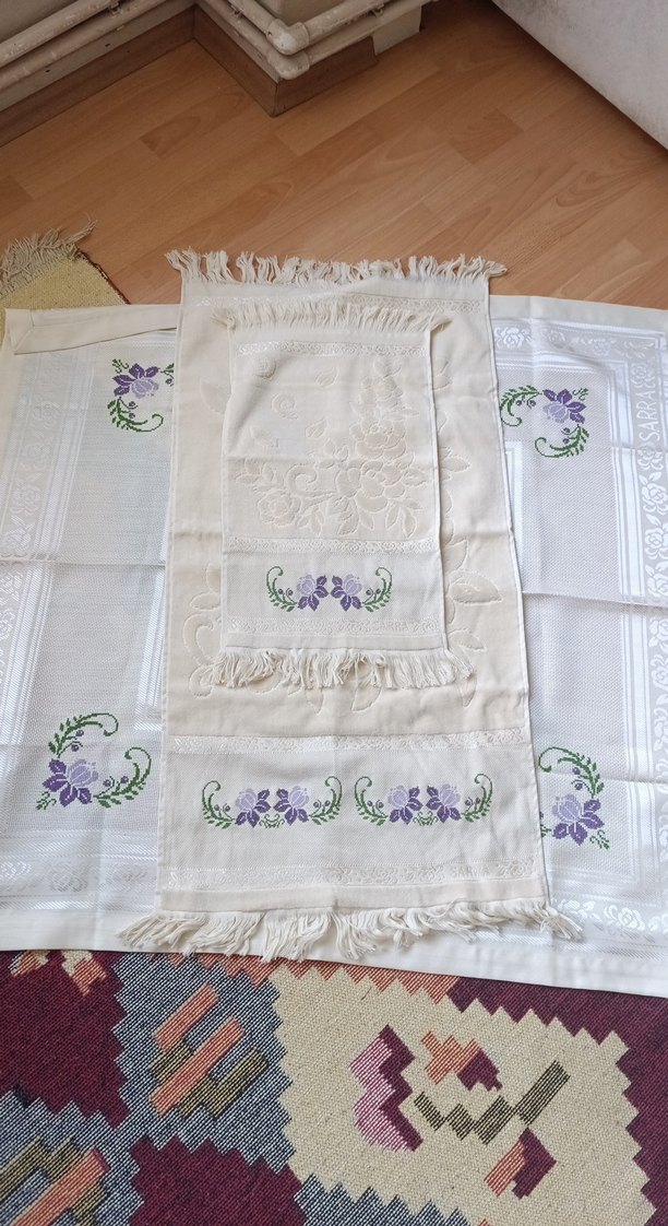 Nakışlı Krem Geleneksel El Yapımı Takımı - Görsel 4