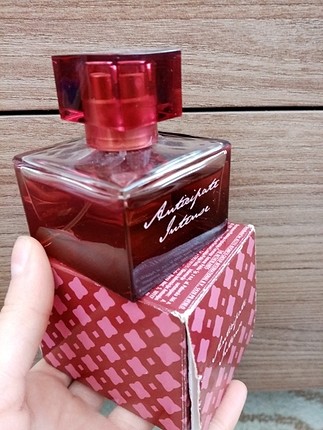 Anticipate Intense parfüm 