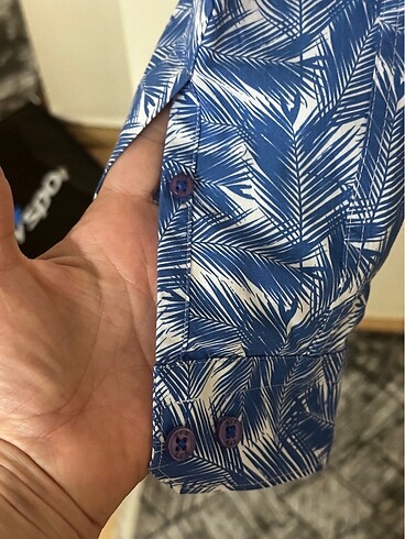 l Beden Slim fit gömlek