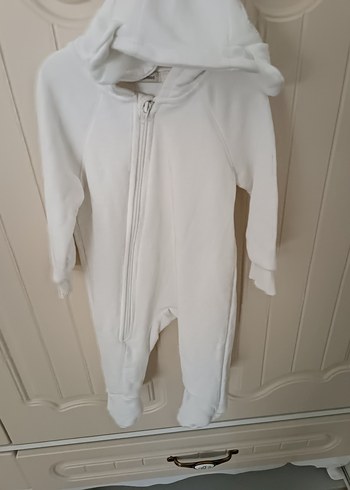 Kapüşonlu Beyaz Bebek Tulumu - Görsel 2