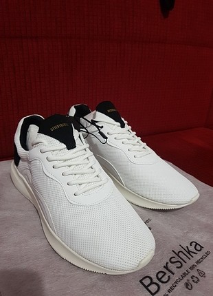 Bershka 42 Numara Spor Ayakkabı 