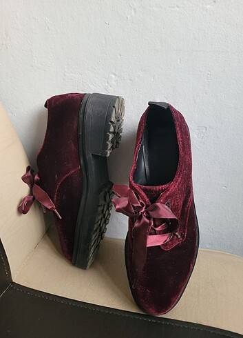 38 Beden bordo Renk Bershka ayakkabı