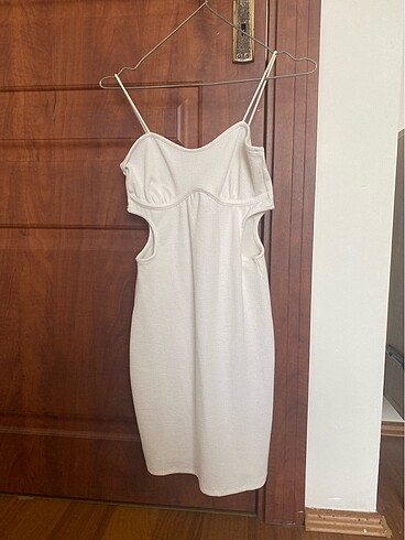 Bershka Elbise