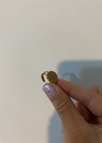 Pandora Düğmeli Yılan Desenli Altın Renk Kadın Yüzük