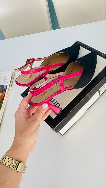 Stiletto Topuklu ayakkabı