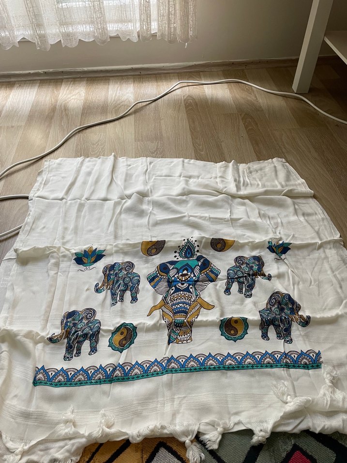 Renkli Fil Desenli Beyaz peştemal - Görsel 2