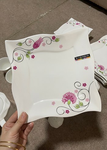 Beyaz Çiçek Desenli Porselen Yemek Takımı - Görsel 5