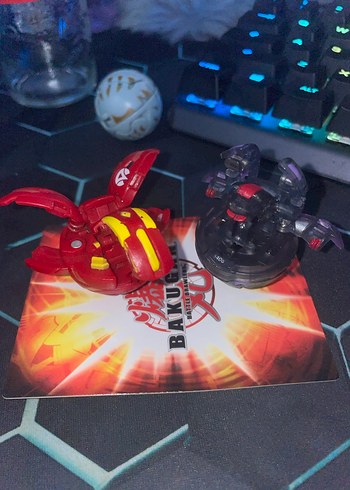 Kırmızı Bakugan Aksiyon Figürü