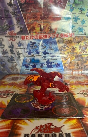 Bakugan Pyrus Blitz Drago