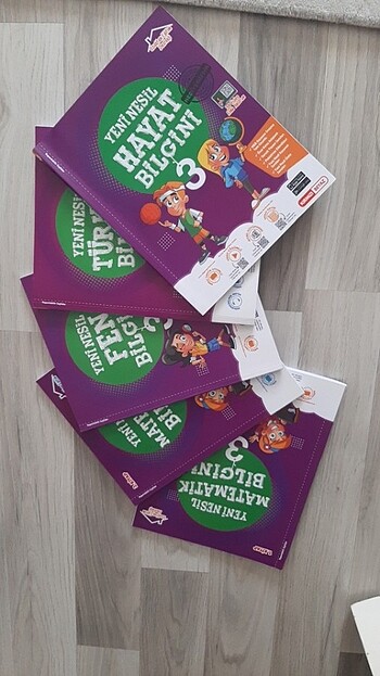 Kırmızı beyaz yeni nesil set 