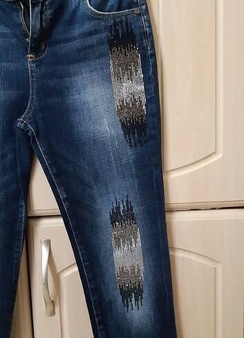 Zara Taşlı Kot pantolon 
