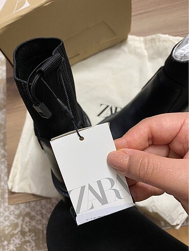 39 Beden siyah Renk Zara bot