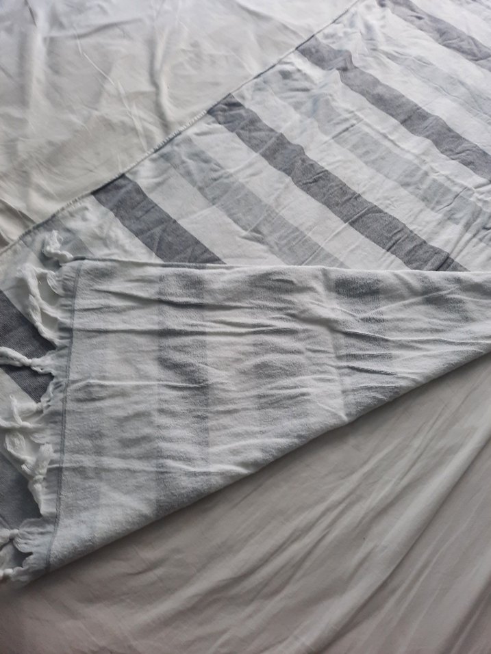 Gri Çizgili Banyo Plaj Havlusu - Görsel 4