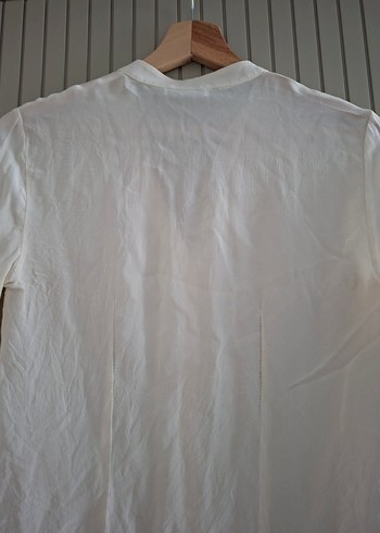 Fabrika Düğmeli Beyaz  V Yakalı Kadın Gömlek - Görsel 4