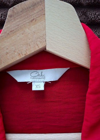 Kadın Kırmızı Düğmeli Uzun Kollu Gömlek - Görsel 2