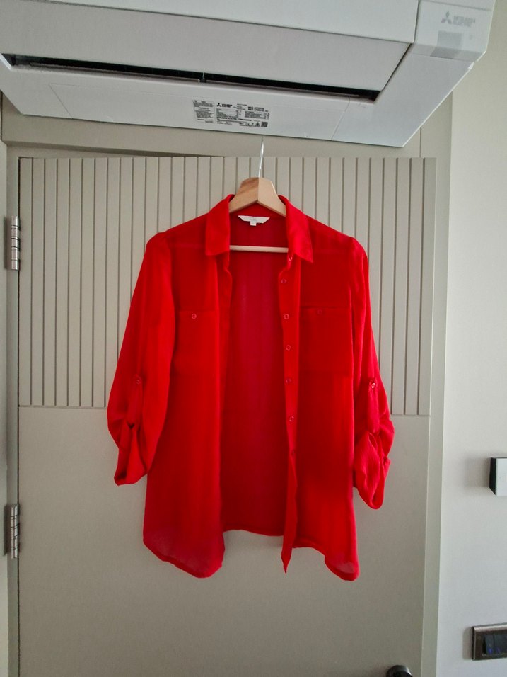 Kadın Kırmızı Düğmeli Uzun Kollu Gömlek - Görsel 5