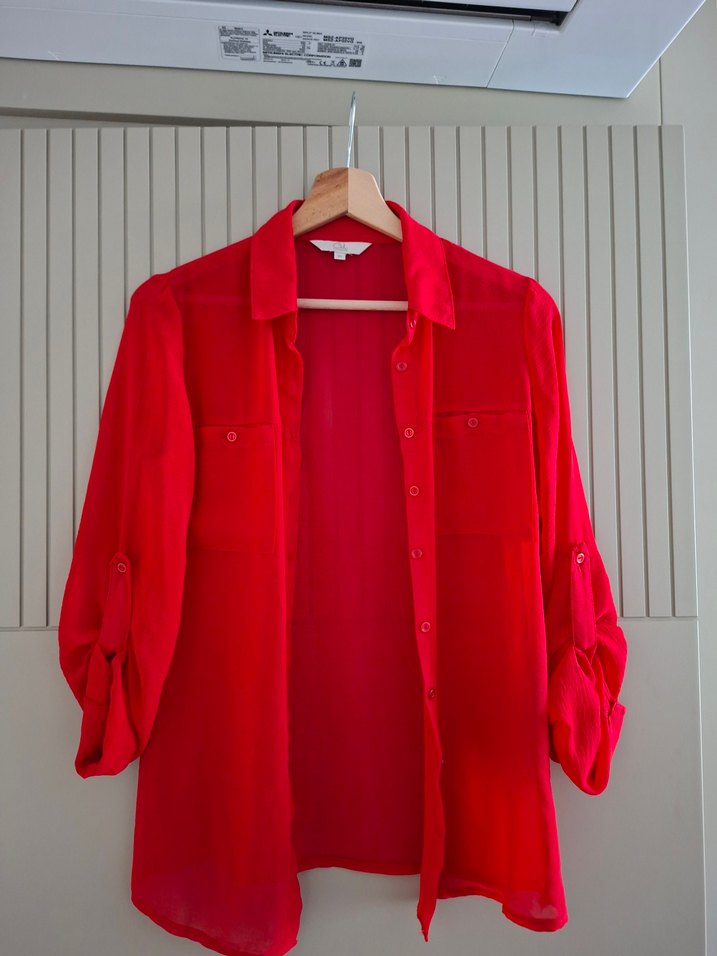 Kadın Kırmızı Düğmeli Uzun Kollu Gömlek - Görsel 4