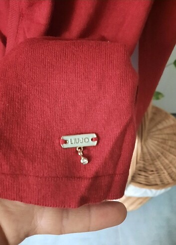 Mango KIRMIZI HIRKA